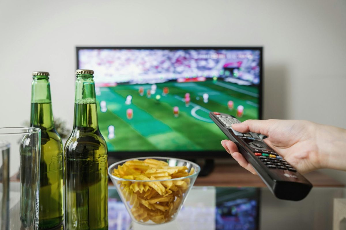 Top Strategies for Sports Fans to Stay Connected to Global Games